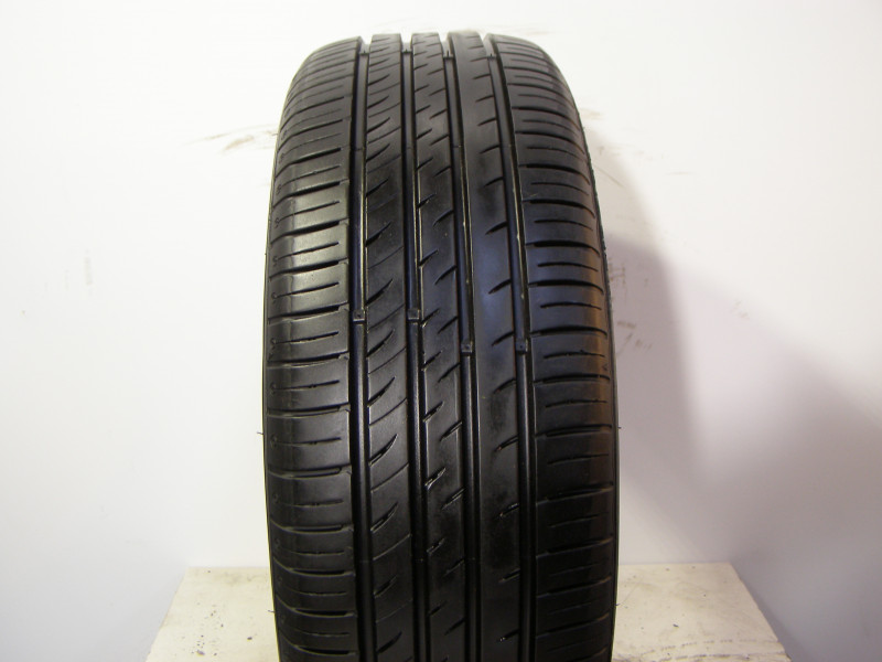 Kumho ES31 reifen