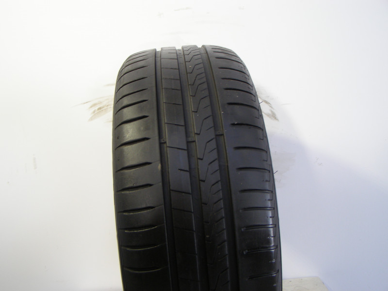 Hankook K135 reifen