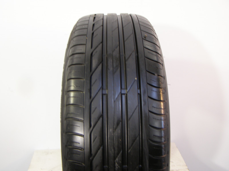 Bridgestone T001 reifen