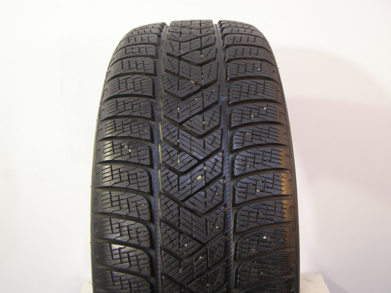 Pirelli Scorpion Winter reifen