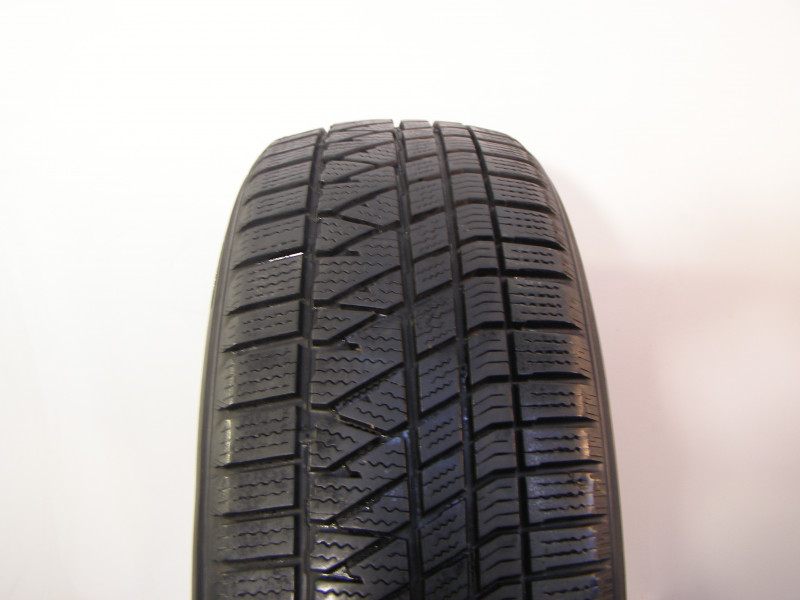 Kumho WS71 reifen