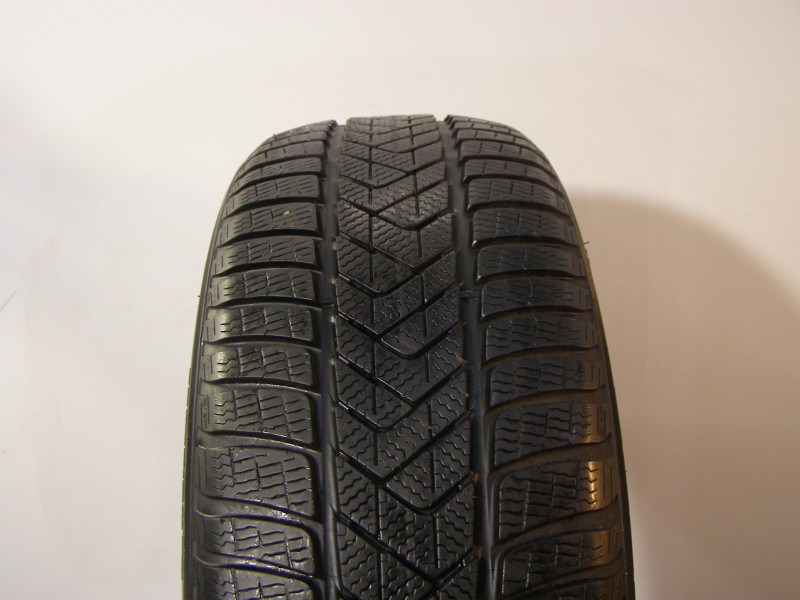 Pirelli Sottozero 3 reifen