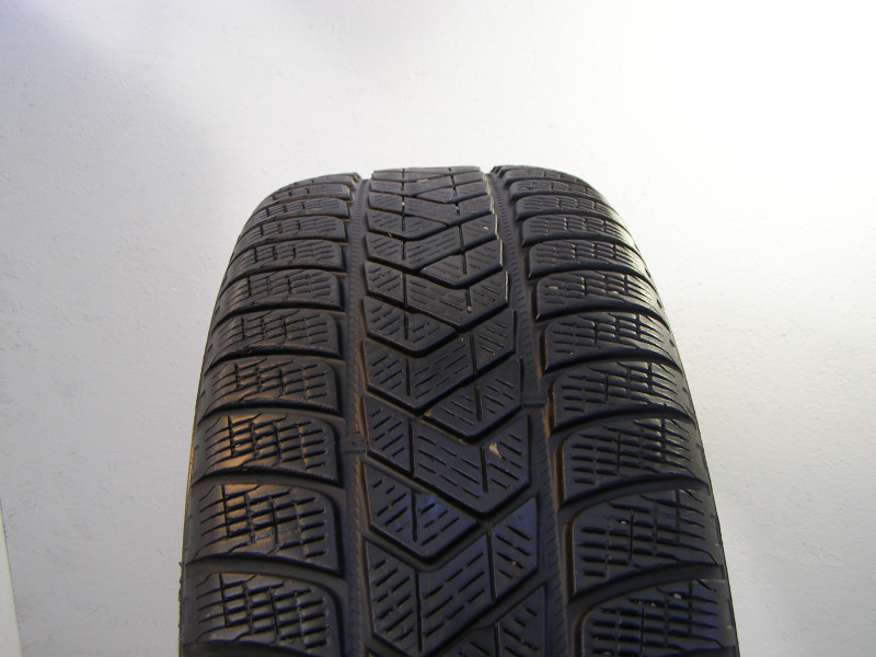 Pirelli Scorpion Winter reifen