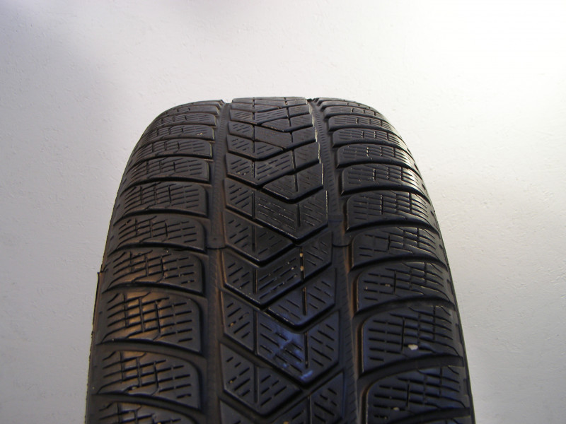 Pirelli Scorpion Winter reifen