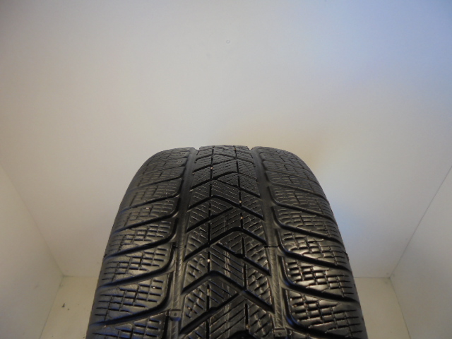 Pirelli Scorpion Winter reifen