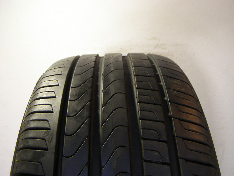 Pirelli Cintruato P7 reifen