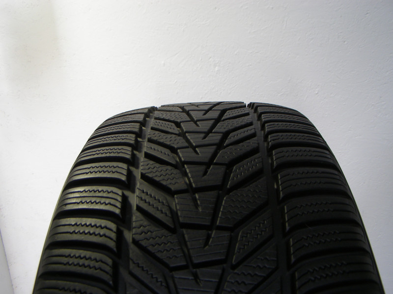 Hankook W330 Winter Icept Evo 3 reifen