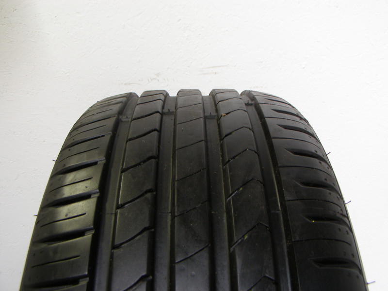 Kumho HS51 reifen