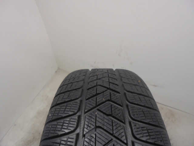 Pirelli Scorpion Winter seal reifen