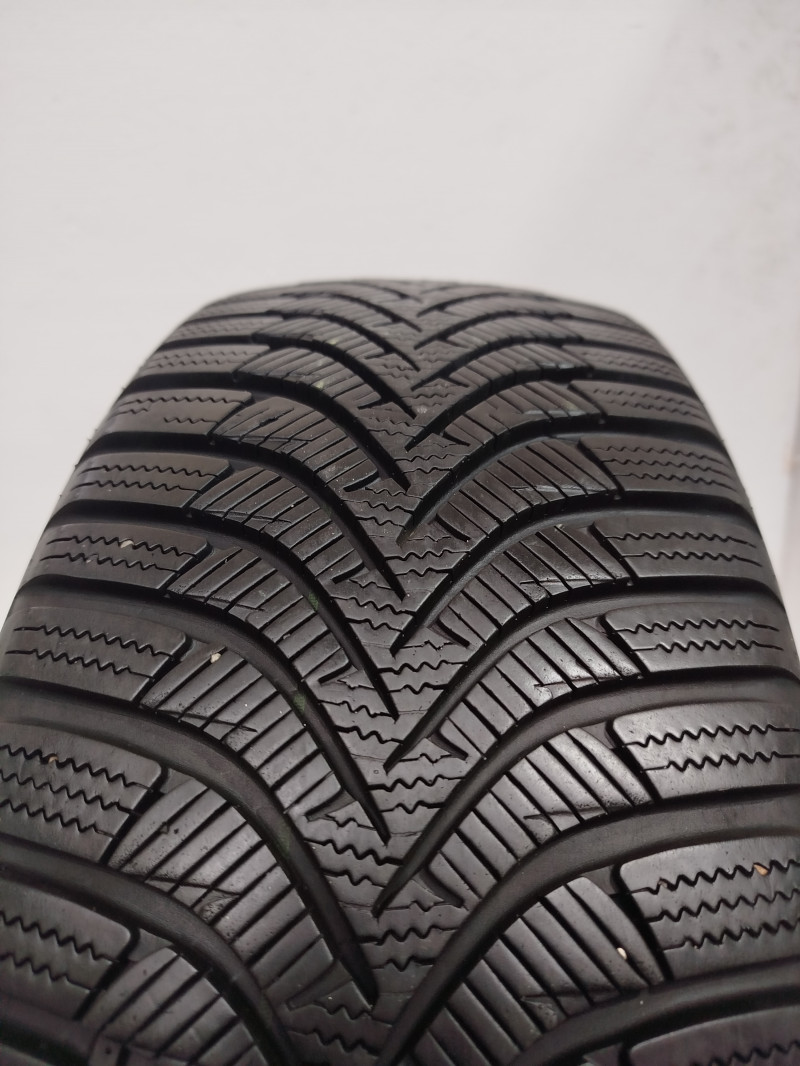 Hankook W452 Winter icept RS2 reifen