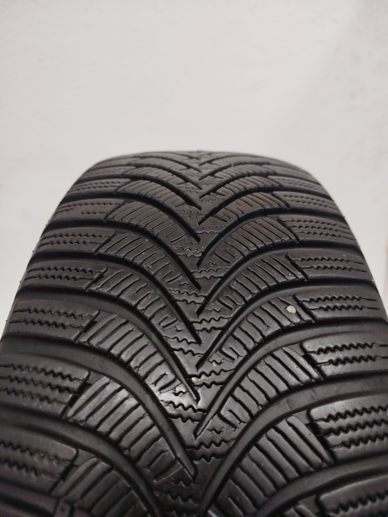 Hankook W452 Winter icept RS2 reifen