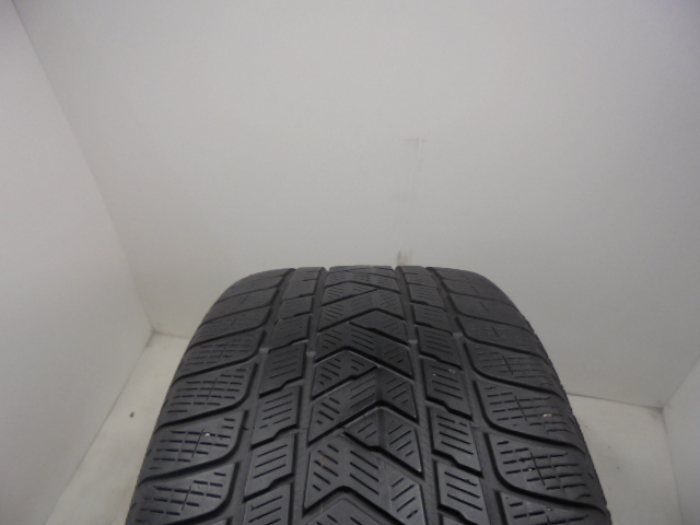 Pirelli Scorpion Winter reifen
