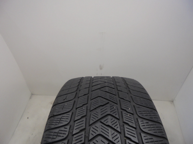 Pirelli Scorpion Winter reifen