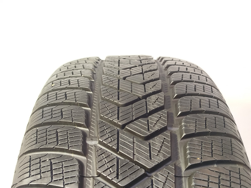 Pirelli Scorpion Winter reifen