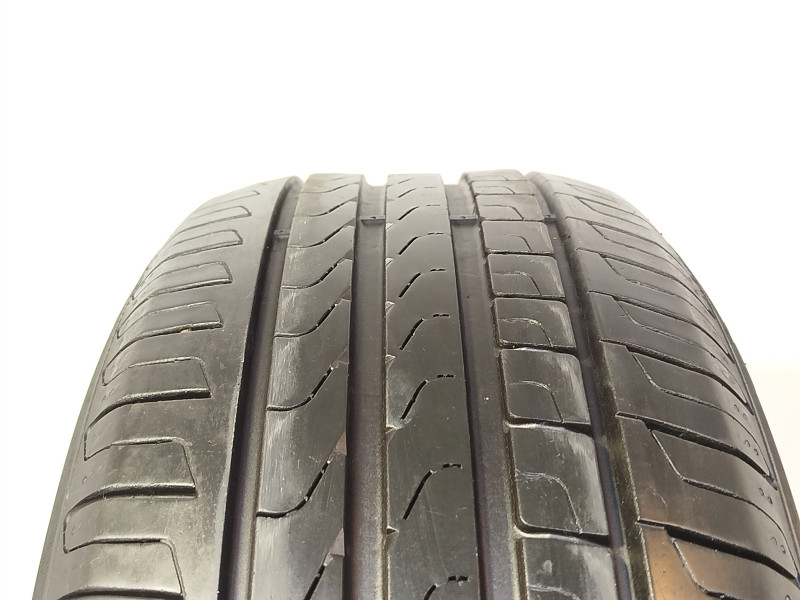 Pirelli Cintruato P7 reifen