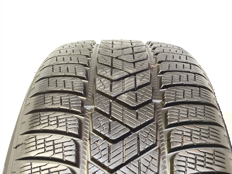 Pirelli Scorpion Winter reifen