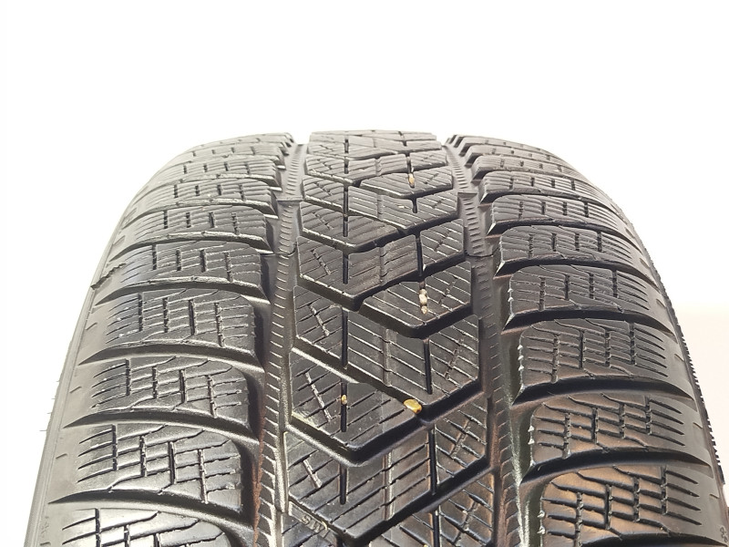 Pirelli Scorpion Winter reifen