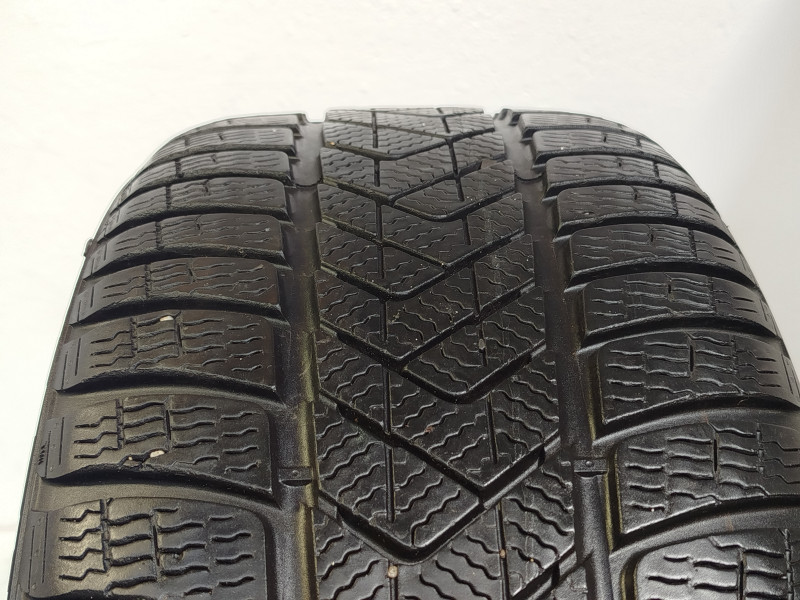 Pirelli Sottozero 3 seal reifen