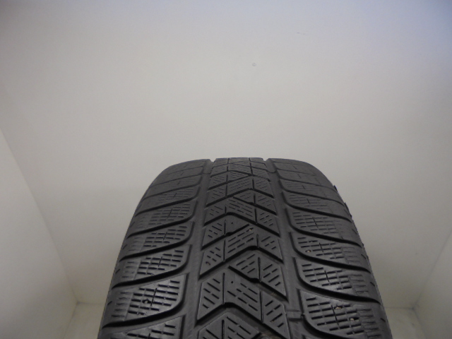Pirelli Scorpion Winter reifen