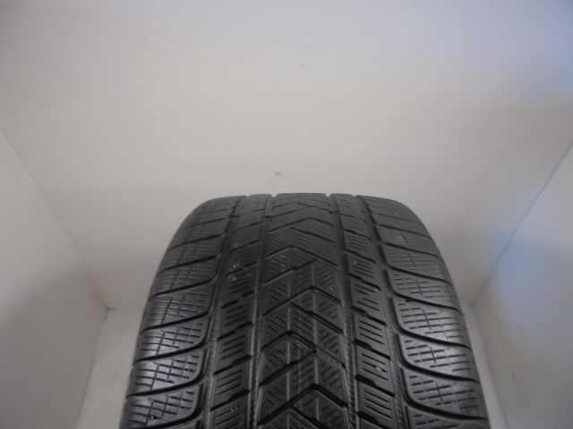 Pirelli Scorpion Winter RFT reifen